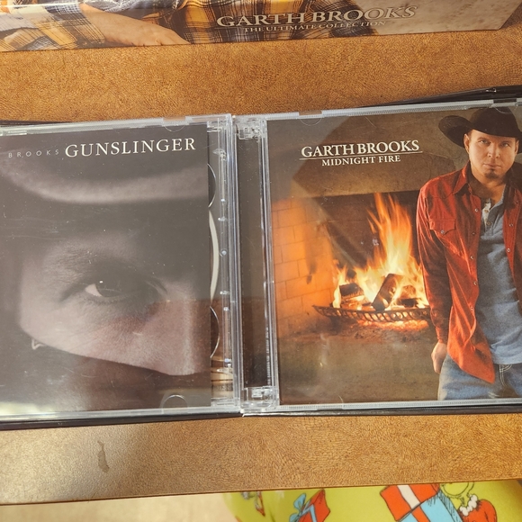 Garth Brooks The Ultimate Collection - Picture 3 of 4